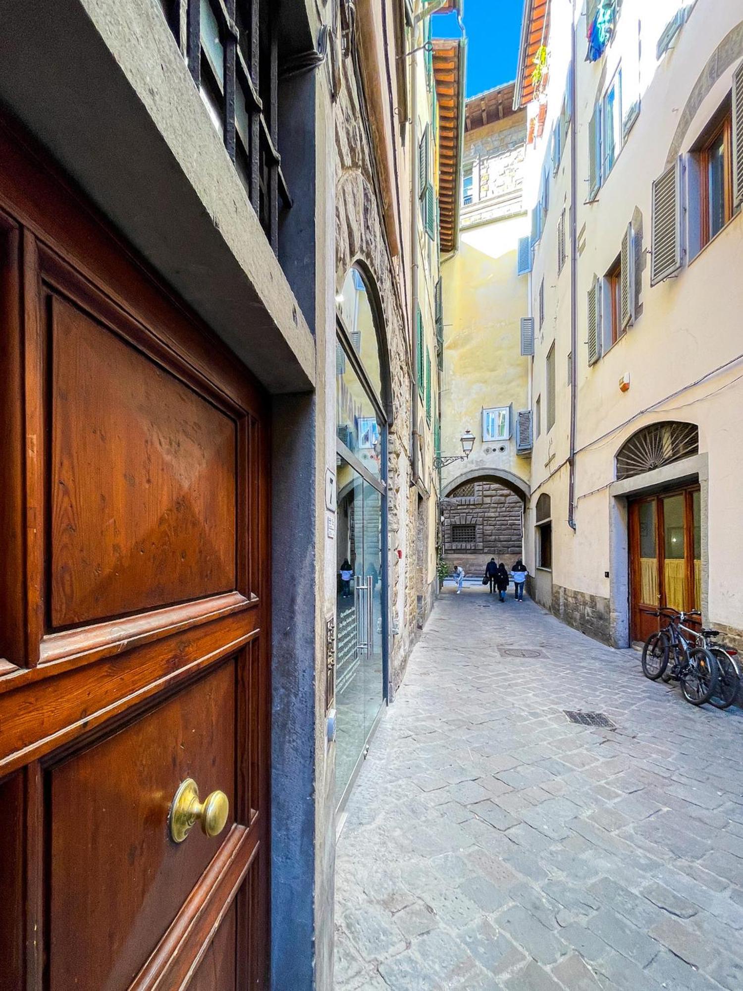 פירנצה Lovely Apartment Near Piazza Della Signoria מראה חיצוני תמונה